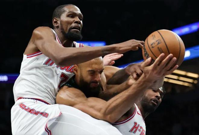 火箭惨遭森林狼逆转，季后赛席位岌岌可危