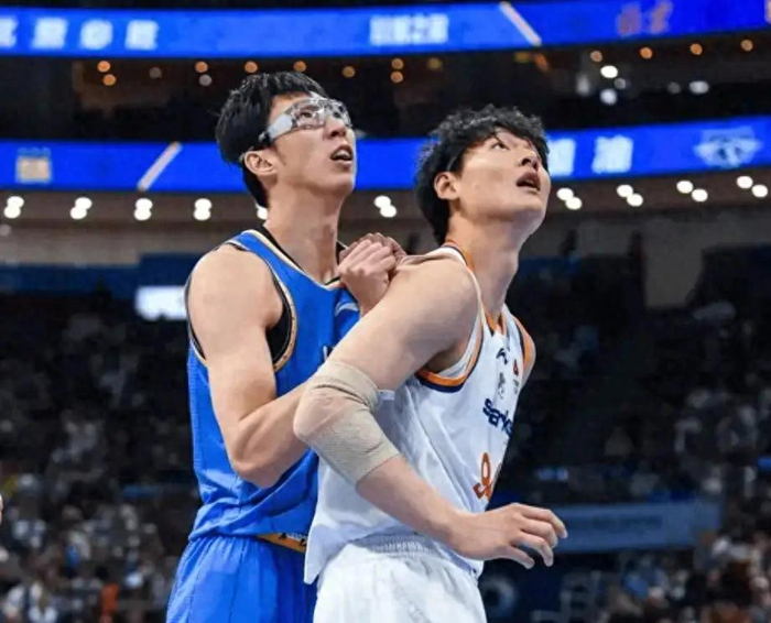 徐杰王者归来 王哲林爆发 赵继伟高效输出 上海